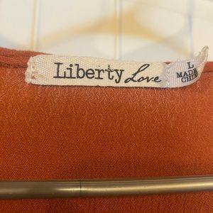 Liberty Love - smock-like top with crochet